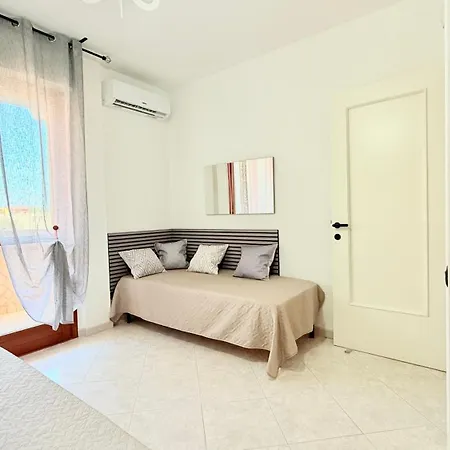 Apartment Da Elisa Quartu SantʼElena